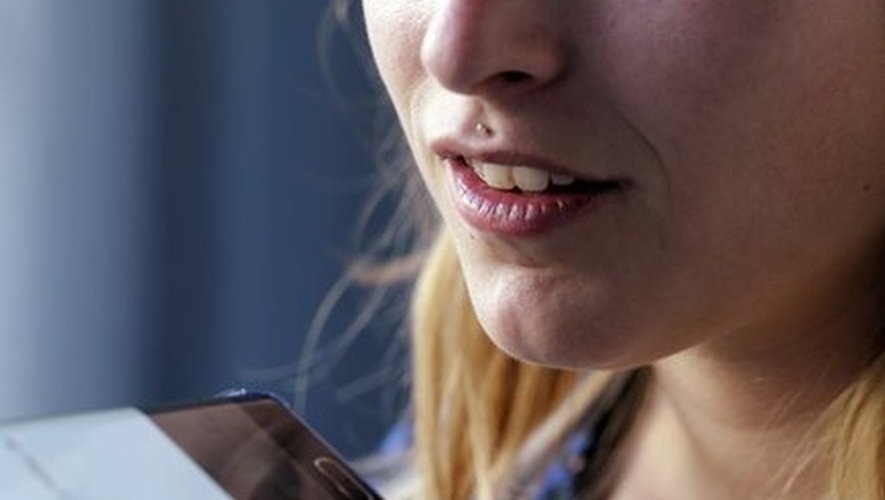 Dix ans de silence et un héritage secret : ce que cachait l’enveloppe sous le lit du millionnaire