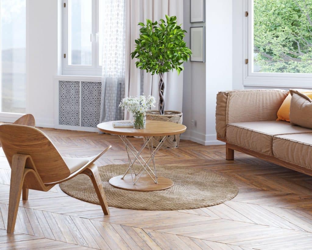 Intérieur épuré avec rangements fermés