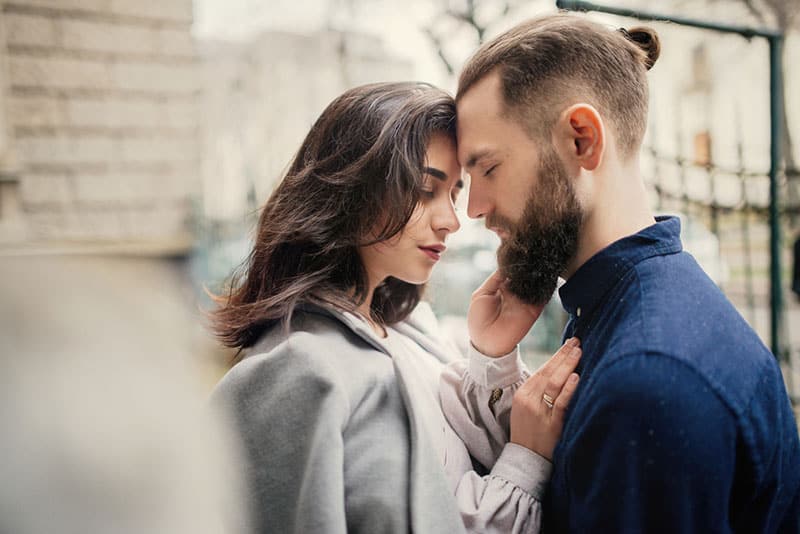 Neuf petites phrases qui en disent long sur ses véritables intentions