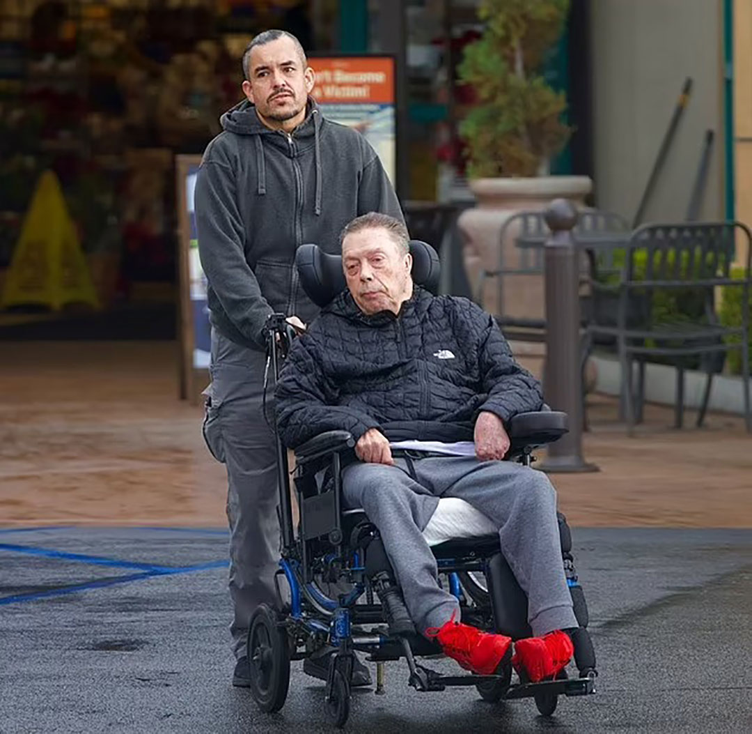 « L’acteur en fauteuil roulant a été conduit sur le tapis rouge » : le public a été stupéfait en découvrant son identité !