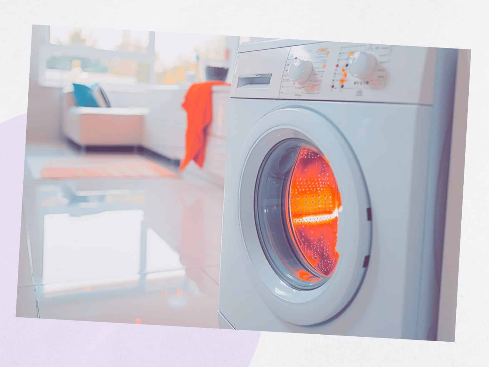 Lave-linge avec voyant de rinçage allumé