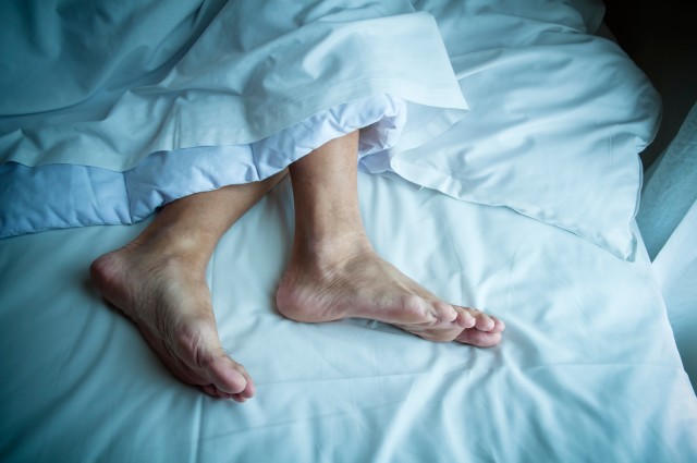 Douleurs nocturnes : le vrai visage des crampes qui gâchent votre sommeil