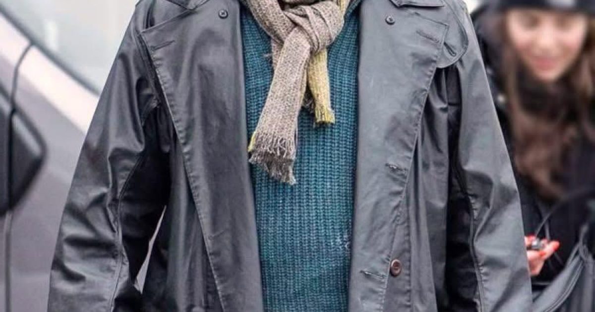 Pierce Brosnan méconnaissable en Irlande : les photos qui étonnent ses fans