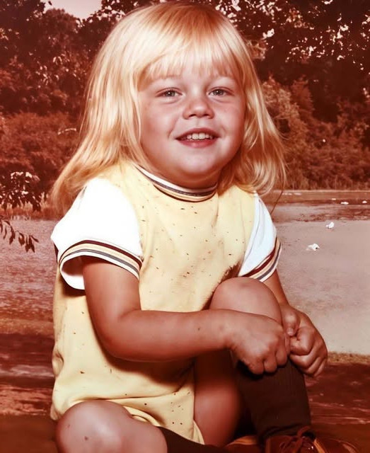 Leonardo DiCaprio : de l'enfance modeste à Los Angeles à la consécration mondiale, un destin hors du commun