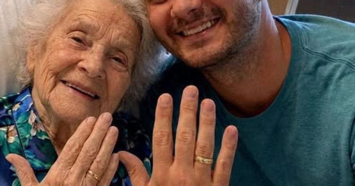 Il accepte la dernière volonté d'une dame de 82 ans : ce qu'il découvre après sa disparition change tout