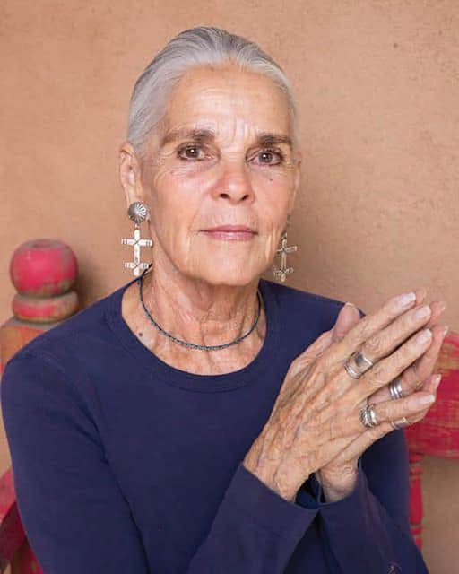 Ali MacGraw à 86 ans : l'ancienne star d'Hollywood qui prouve que la beauté n'a pas d'âge