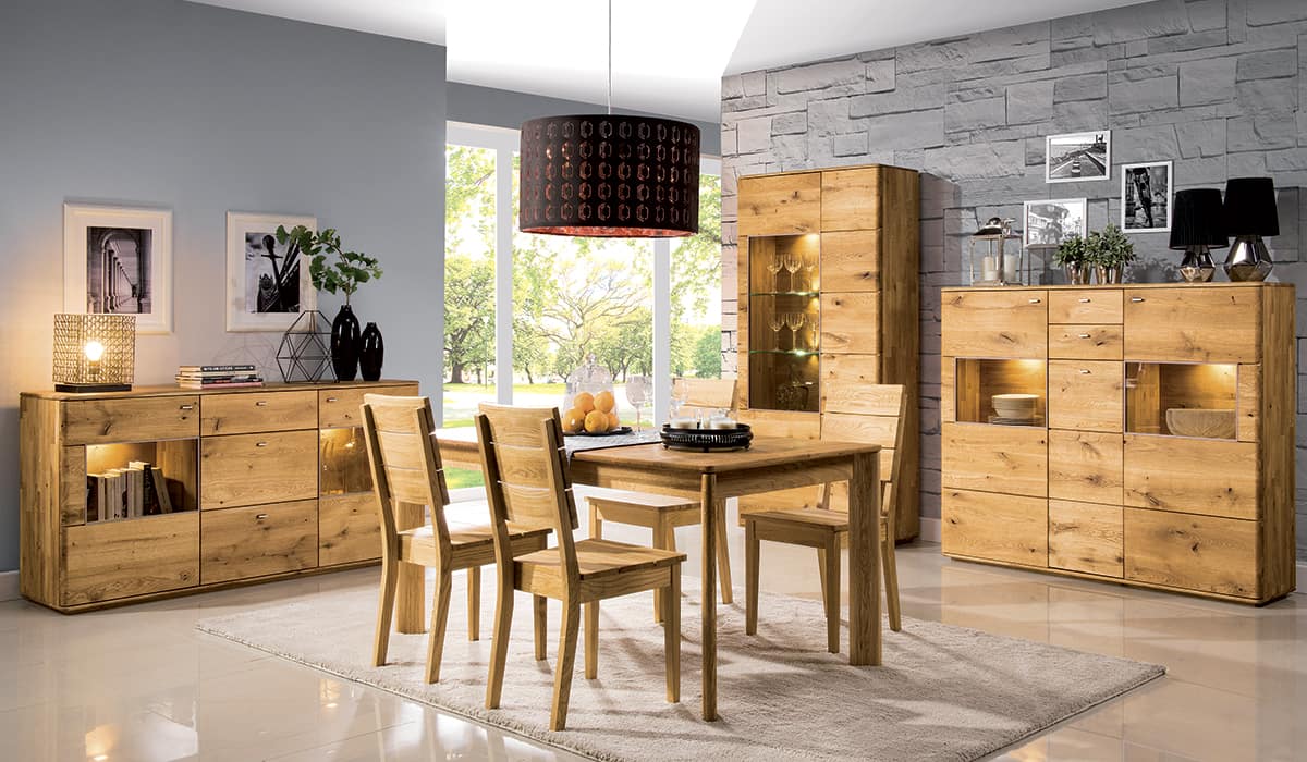 Meuble en bois restauré naturellement