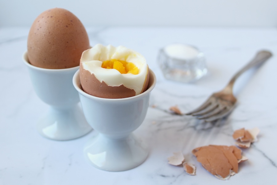 Petit-déjeuner : ce qui se passe dans votre corps quand vous mangez des œufs durs le matin, selon un médecin