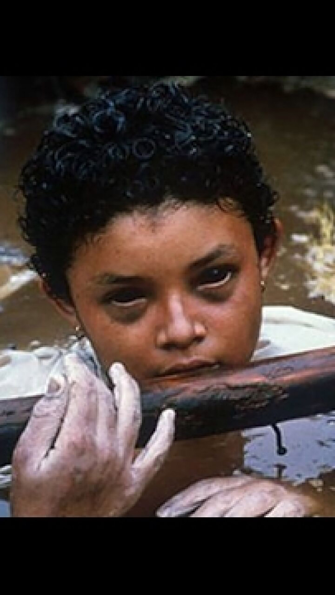 Omayra Sánchez : l’histoire derrière cette photo célèbre