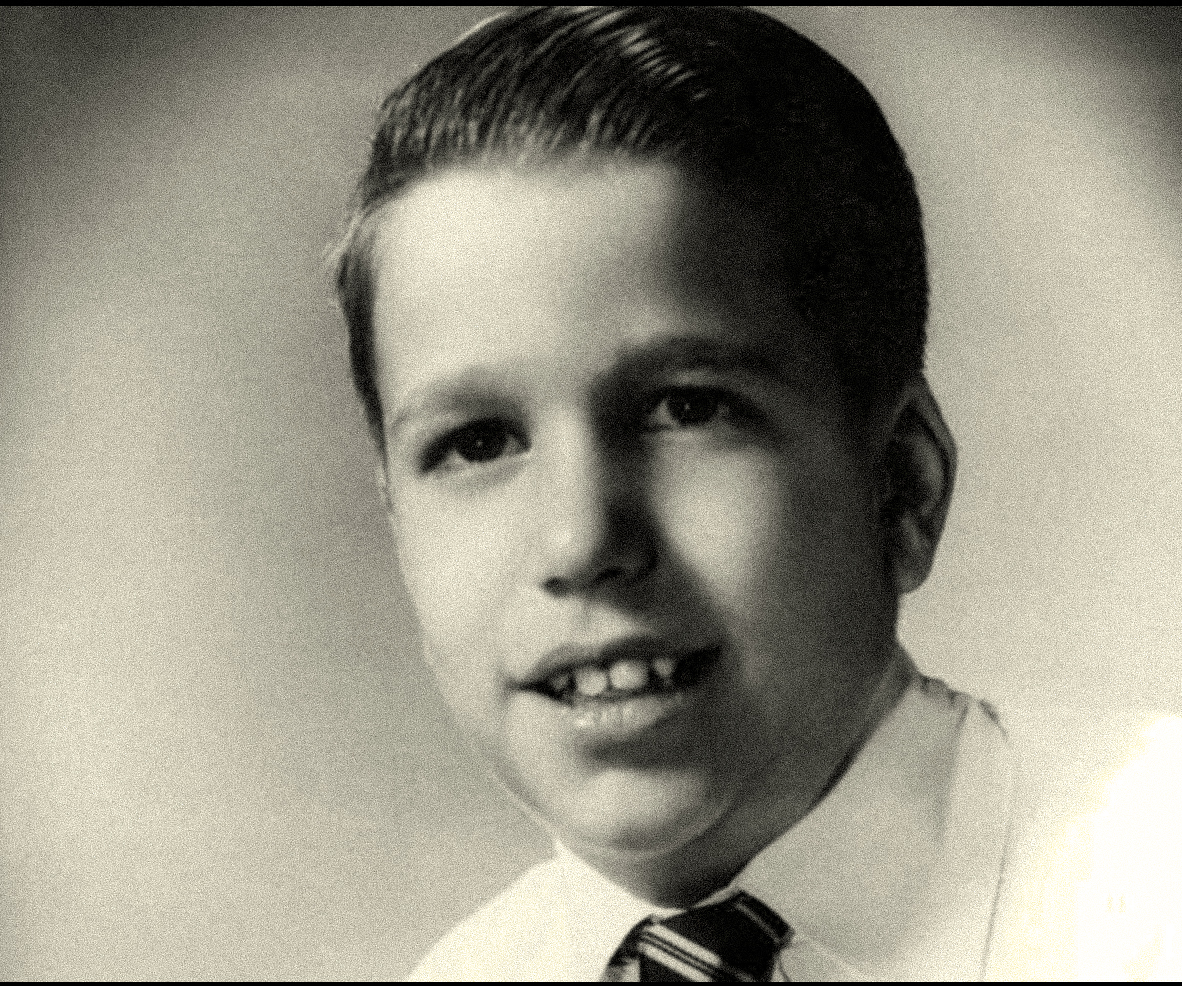 On le traitait de « stupide » parce qu'il ne savait pas lire avant l'âge de 31 ans, et pourtant il est devenu célèbre et aimé par des millions de personnes