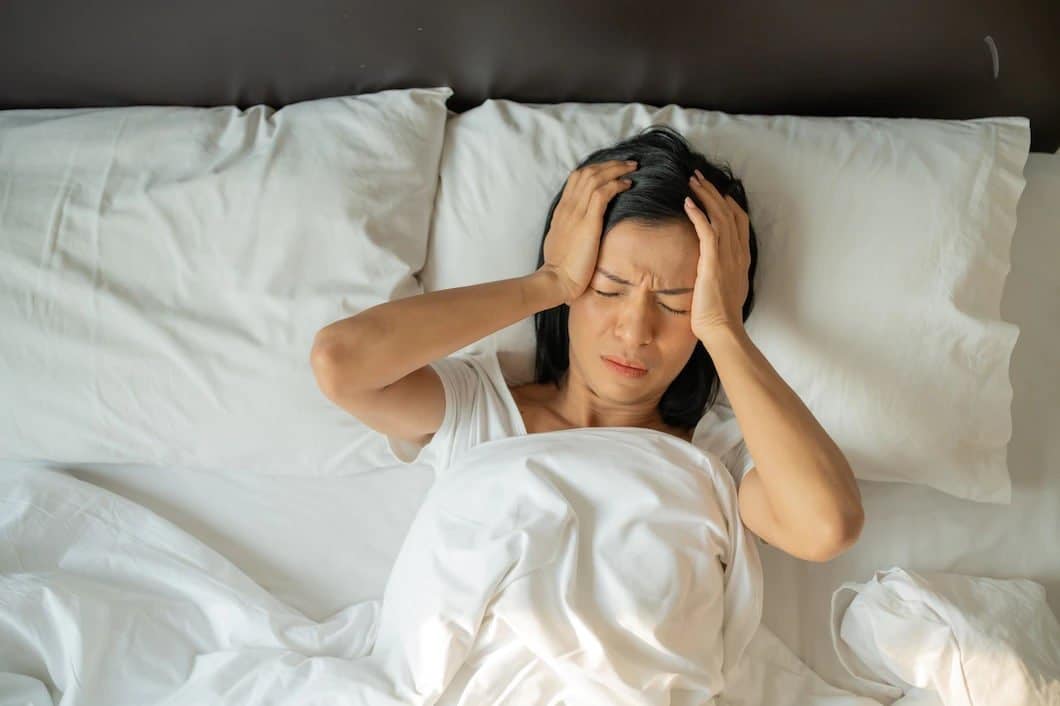 Nuit agitée, sueurs, fringales : ces 7 signes nocturnes qui peuvent alerter sur un diabète