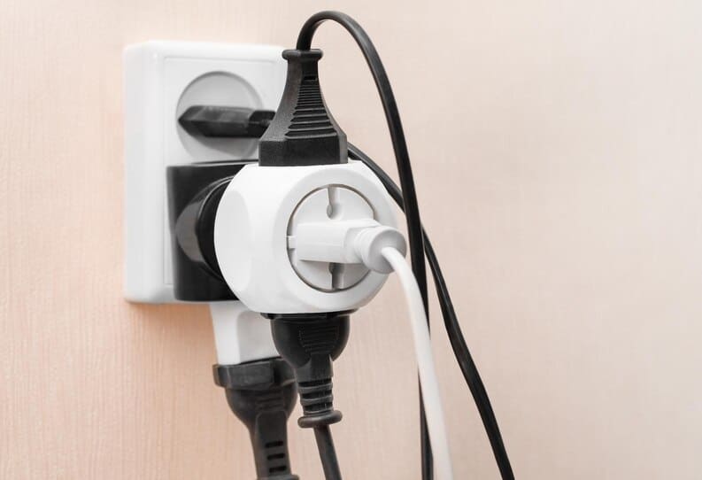Surcharge électrique sur une multiprise
