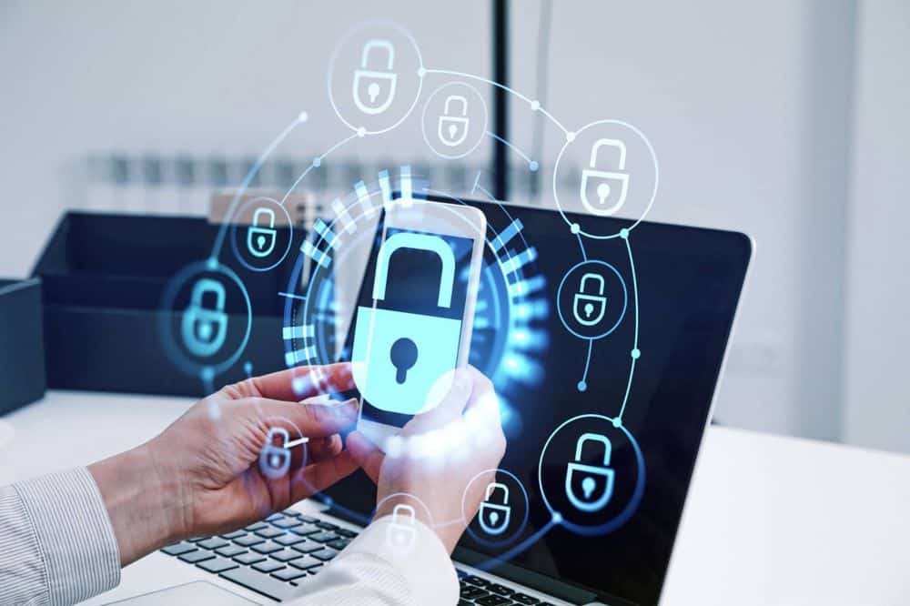 Expert en cybersécurité au travail