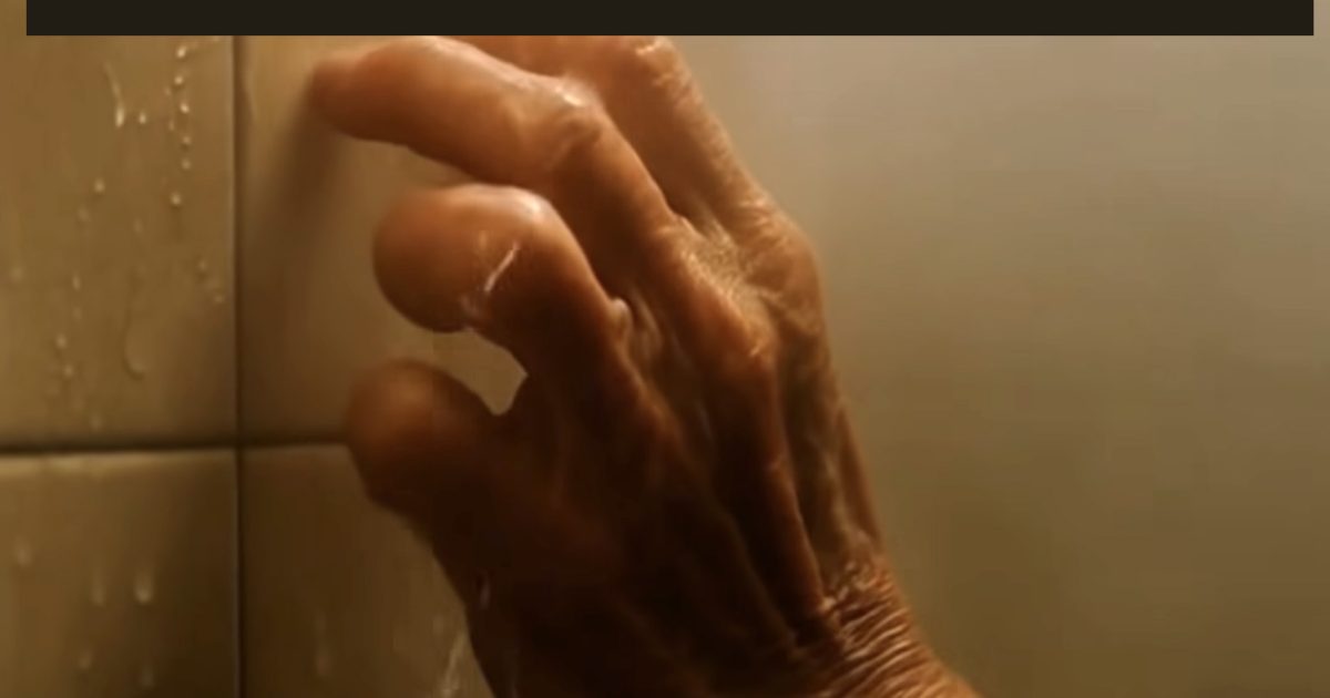 Quelle est l’heure la plus risquée pour se doucher après 70 ans ?