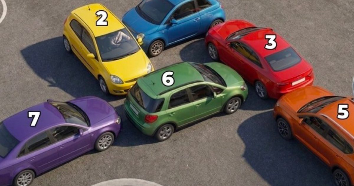 Quelle voiture, mise en marche arrière, résoudra cet embouteillage ?