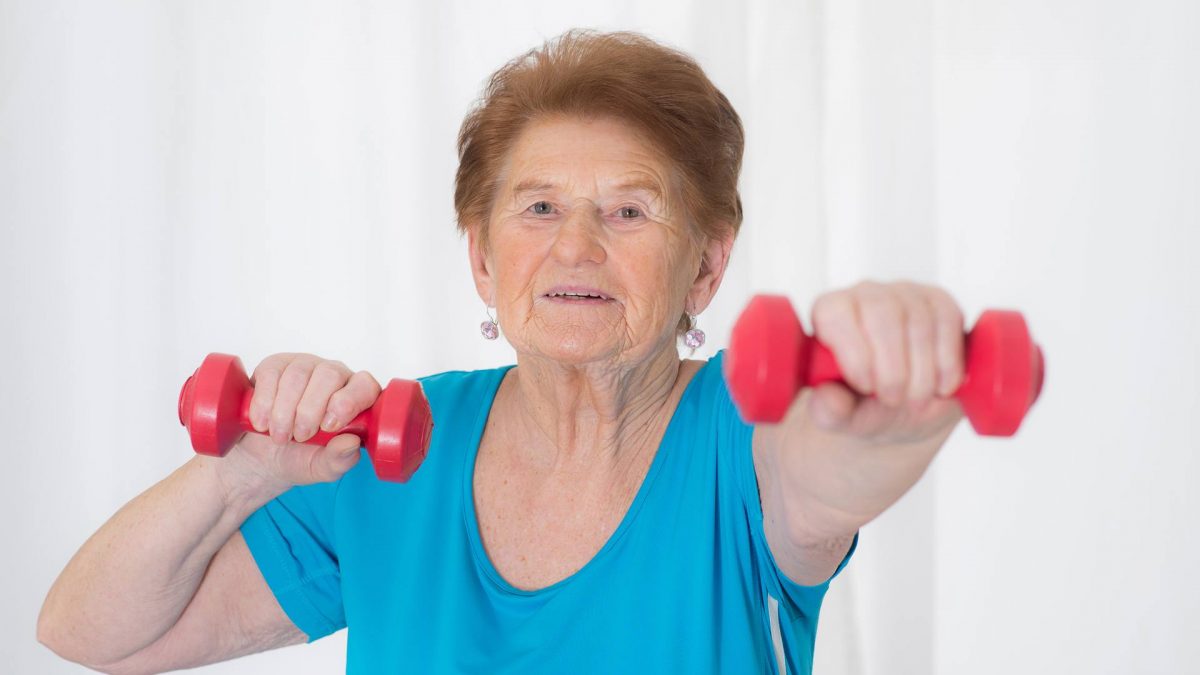 Muscles qui fondent après 50 ans : les vrais coupables et comment inverser la tendance