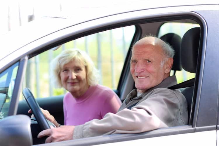 Faut-il instaurer un âge butoir pour prendre le volant ? Le débat sur les conducteurs seniors relancé