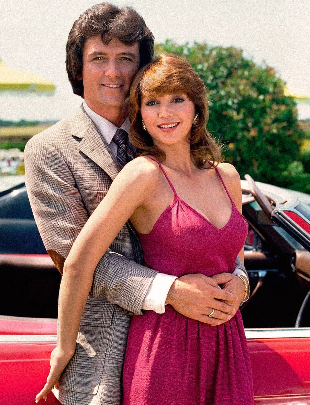 Saurez-vous deviner de qui il s'agit ? La légende de la télévision fête ses 77 ans avec un charme intact !