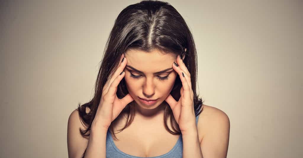 Cerveau humain avec des connexions neuronales