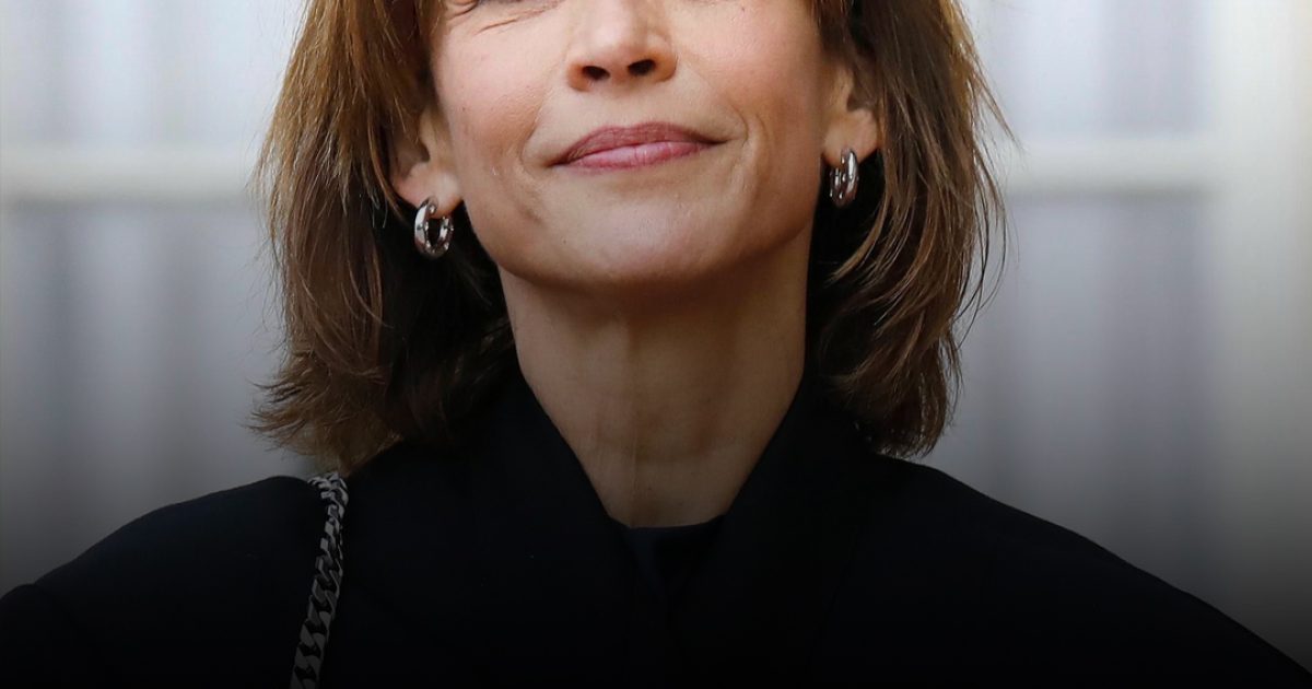 Sophie Marceau : « Je suis sapiosexuelle », une révélation intrigante sur sa vie amoureuse