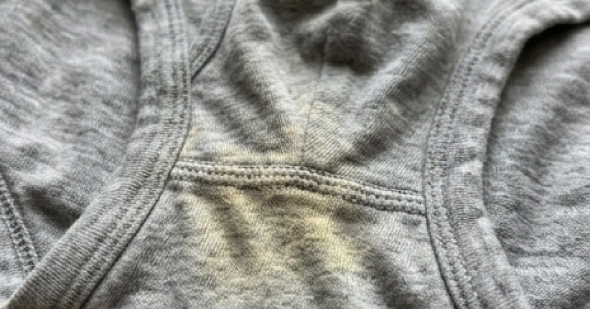Soyez prudente, si vous remarquez cela dans vos sous-vêtements, cela signifie que vous avez ceci