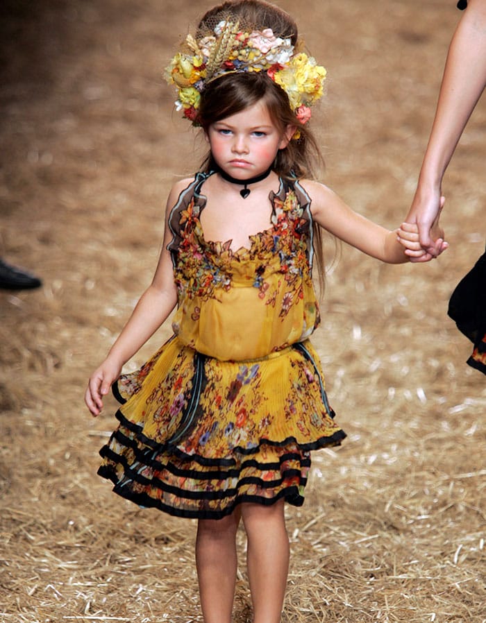 Thylane Blondeau enfant sur le podium de Jean Paul Gaultier
