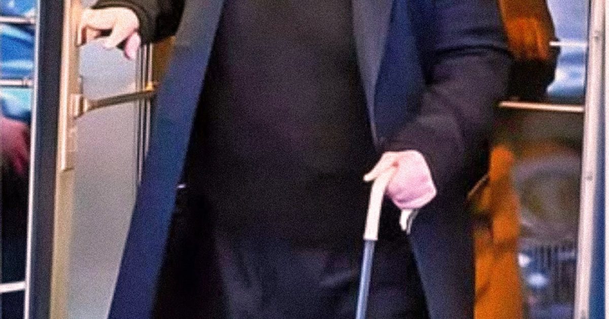 Une icône hollywoodienne fête ses 89 ans : saurez-vous deviner quel acteur légendaire a captivé des générations grâce à ses rôles inoubliables et son charisme intemporel ?