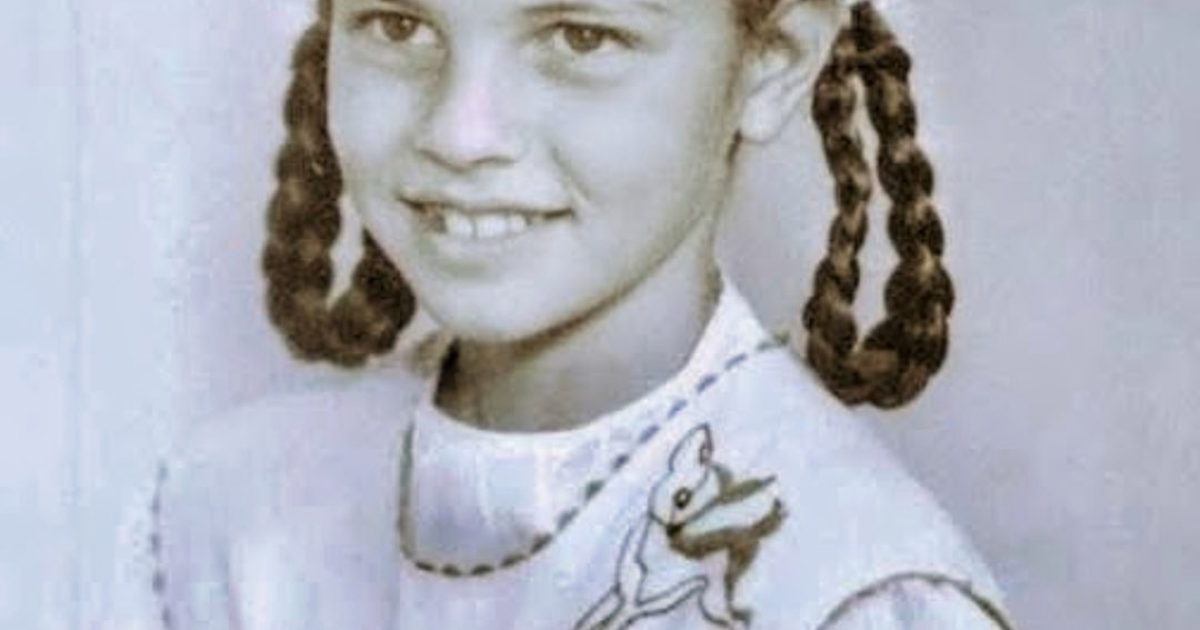Une jeune fille promise à devenir une icône d’Hollywood : une rare photo d’enfance dévoilée