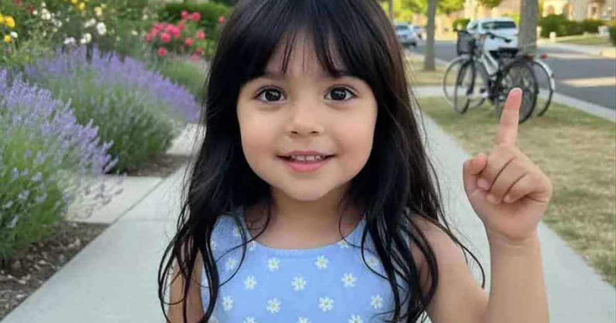 Une petite fille m’a arrêté dans la rue, un grand sourire aux lèvres : « Ta photo est dans le portefeuille de ma maman ! » Mais lorsque j’ai vu sa mère… les mots me sont restés en travers de la gorge.