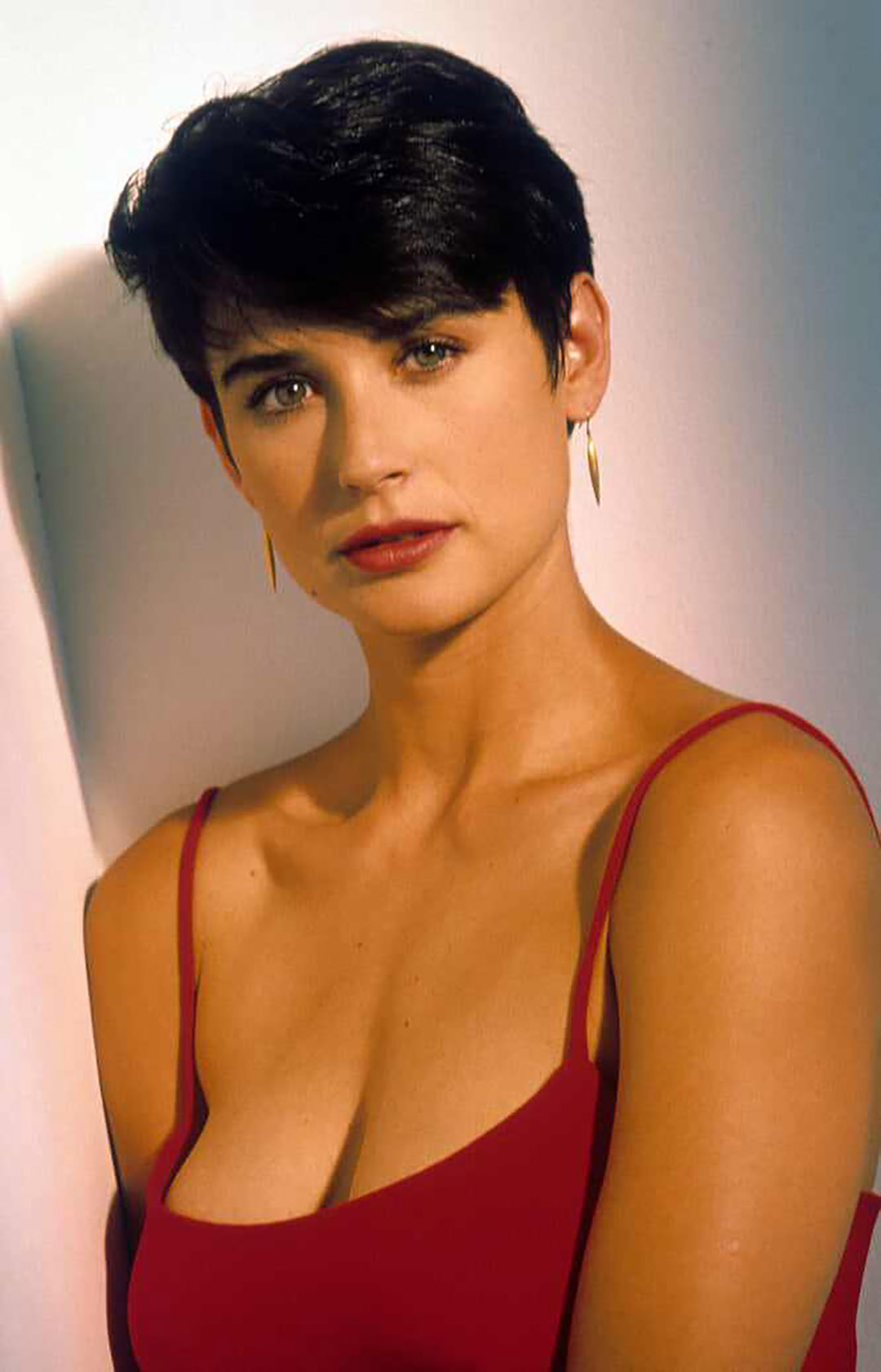 Vendue par sa mère à 15 ans pour 500 dollars : le passé déchirant de Demi Moore enfin révélé