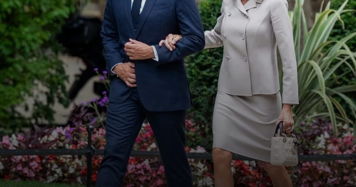Ventre plat : la routine de Brigitte Macron pour conserver une silhouette remarquable après 70 ans