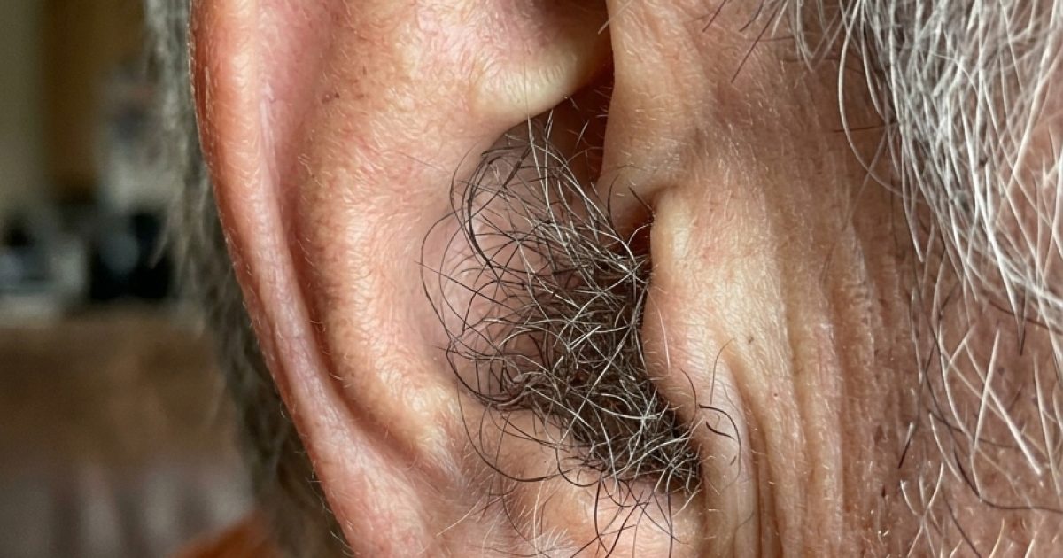 Voici la véritable raison pour laquelle vous avez des poils dans les oreilles