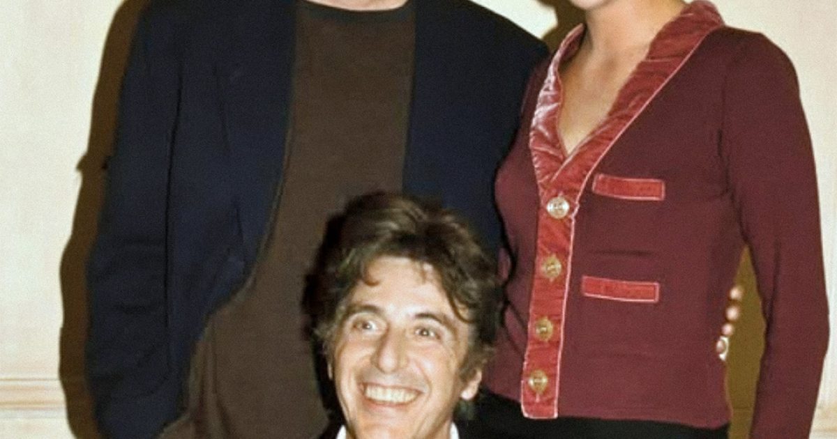 Vous vous souvenez d'eux ? : Une photo rare de leur jeunesse, prise ensemble, de deux futures icônes hollywoodiennes !